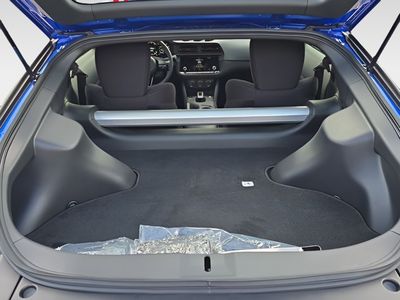 2026 Nissan Z - Photo 10