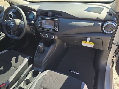 2025 Nissan Versa - Photo 11