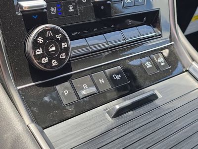 2026 Nissan Armada - Photo 29