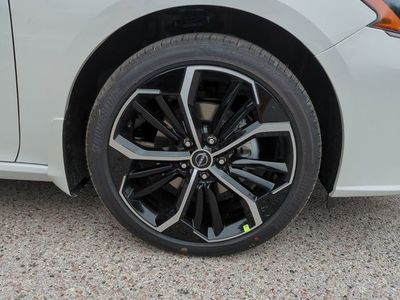 2025 Nissan Altima - Photo 11