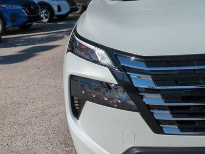 2026 Nissan Rogue — photo 10 view