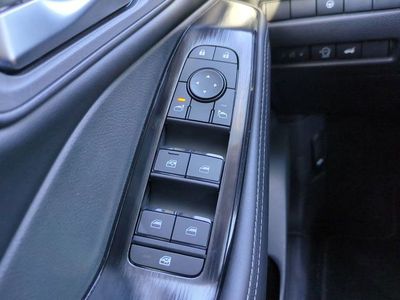 2026 Nissan Rogue — photo 24 view