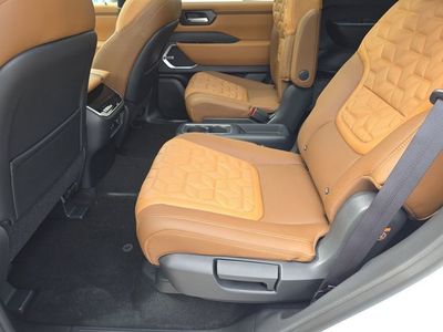 2026 Nissan Armada - Photo 17
