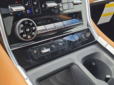 2026 Nissan Armada - Photo 28