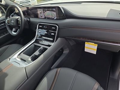2026 Nissan Armada - Photo 14