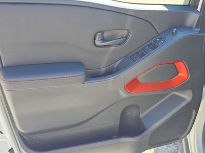 2026 Nissan Frontier - Photo 17