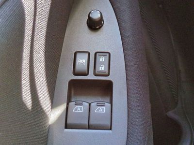 2026 Nissan Z - Photo 19