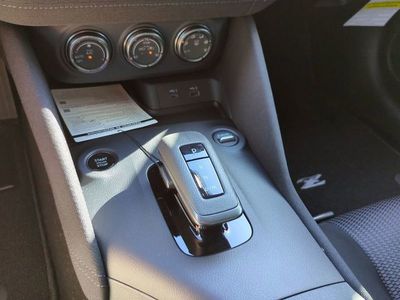 2026 Nissan Z - Photo 16
