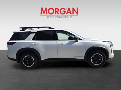 2026 Nissan Pathfinder — photo 9 view