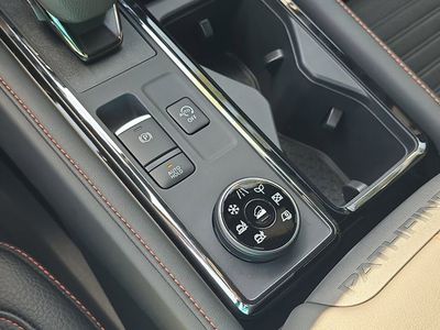 2026 Nissan Pathfinder — photo 28 view