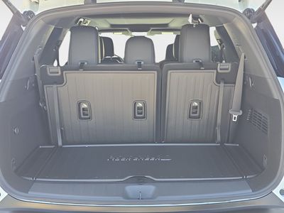 2026 Nissan Pathfinder — photo 10 view