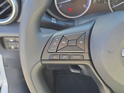 2025 Nissan Versa - Photo 30