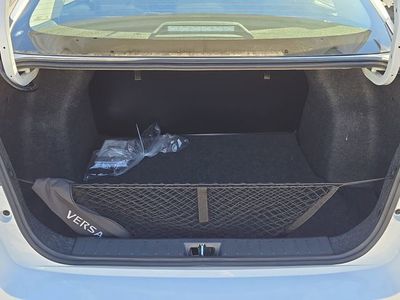 2025 Nissan Versa - Photo 11