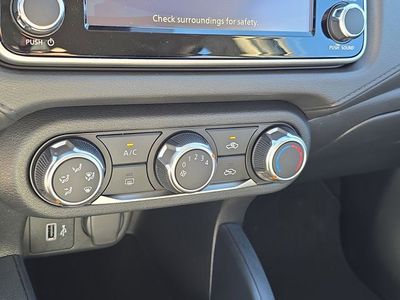 2025 Nissan Versa - Photo 25
