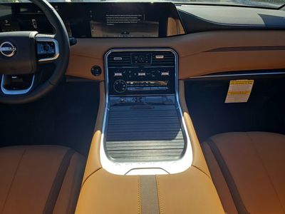 2026 Nissan Armada - Photo 17