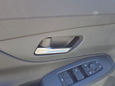 2026 Nissan Sentra — photo 18 view