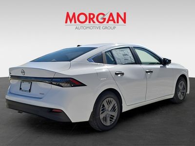 2026 Nissan Sentra — photo 8 view