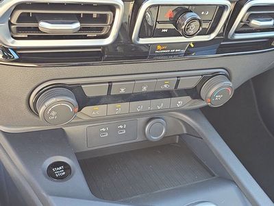 2026 Nissan Sentra — photo 24 view