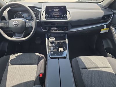 2026 Nissan Rogue — photo 13 view