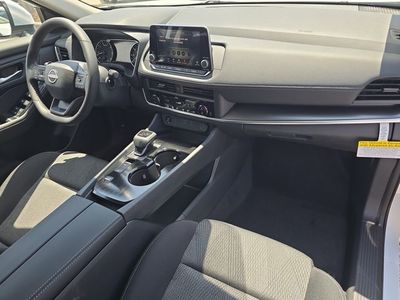 2026 Nissan Rogue — photo 12 view