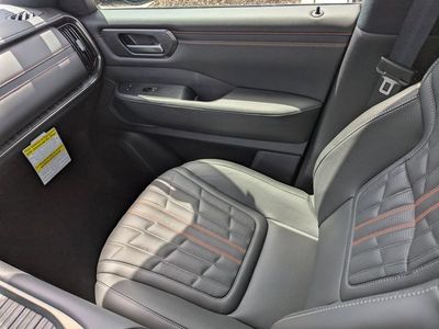 2026 Nissan Armada - Photo 16