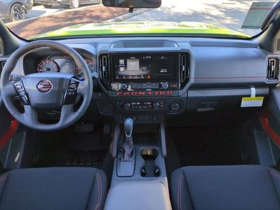 2026 Nissan Frontier - Photo 12