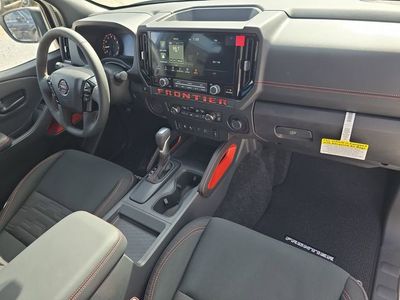 2026 Nissan Frontier - Photo 11