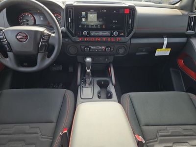 2026 Nissan Frontier - Photo 14