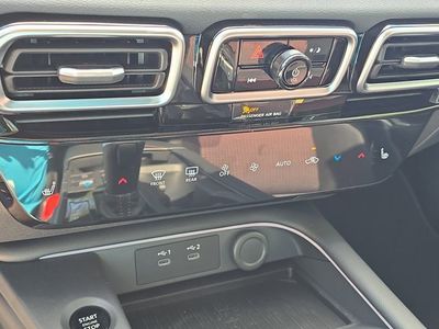 2026 Nissan Sentra — photo 24 view