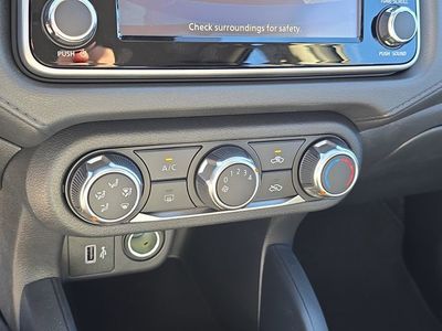 2025 Nissan Versa - Photo 25