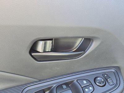 2025 Nissan Versa - Photo 20