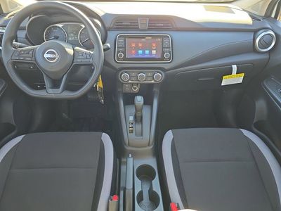 2025 Nissan Versa - Photo 14