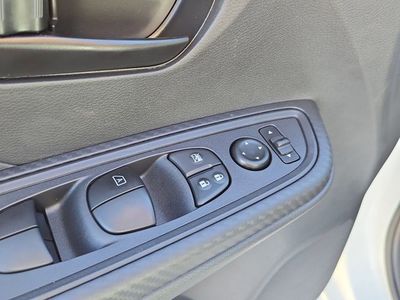 2025 Nissan Versa - Photo 21