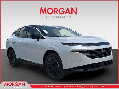2026 Nissan Murano Platinum in White — front three-quarter view
