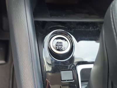 2025 Nissan Versa - Photo 26