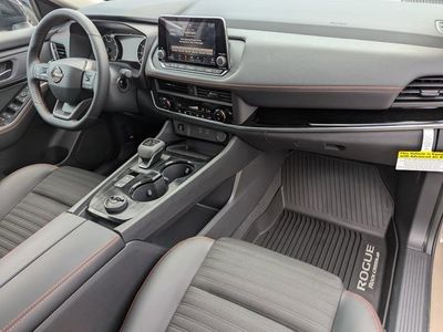 2026 Nissan Rogue — photo 12 view