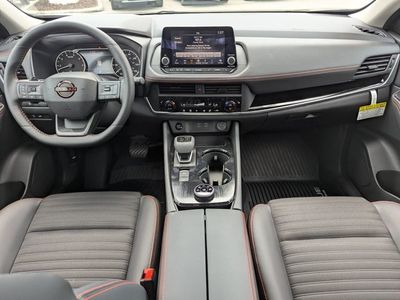 2026 Nissan Rogue — photo 13 view