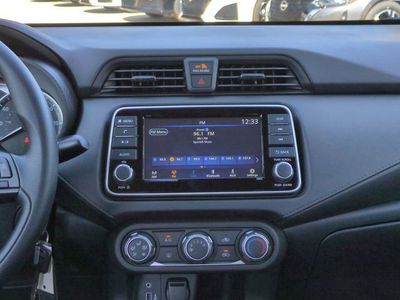 2025 Nissan Versa - Photo 16