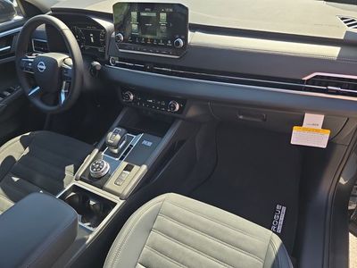 2026 Nissan Rogue Plug-In Hybrid - Photo 12
