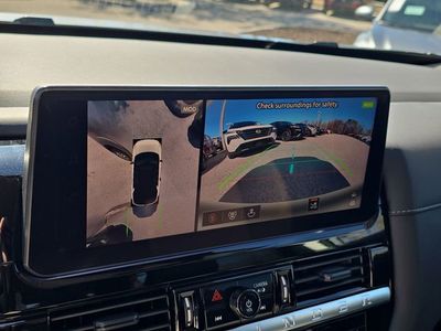 2026 Nissan Pathfinder — photo 24 view
