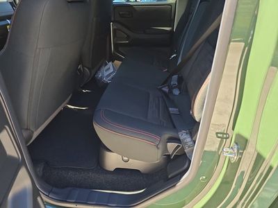 2026 Nissan Frontier - Photo 16
