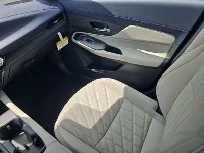 2026 Nissan Sentra — photo 15 view