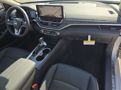 2025 Nissan Altima - Photo 13