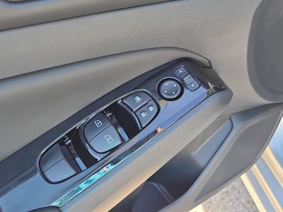 2025 Nissan Altima - Photo 21