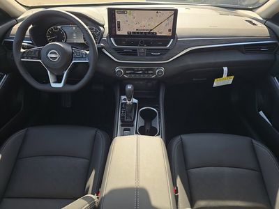 2025 Nissan Altima - Photo 14