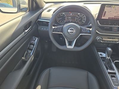 2025 Nissan Altima - Photo 15