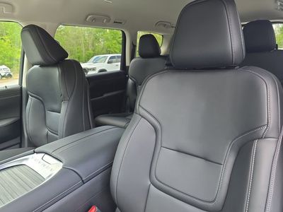 2026 Nissan Armada - Photo 22