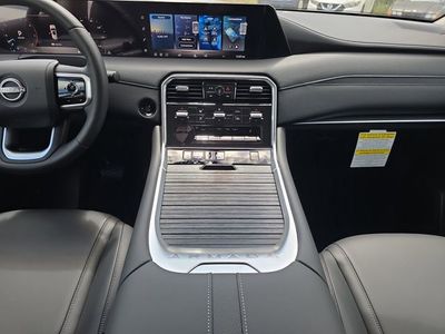 2026 Nissan Armada - Photo 14