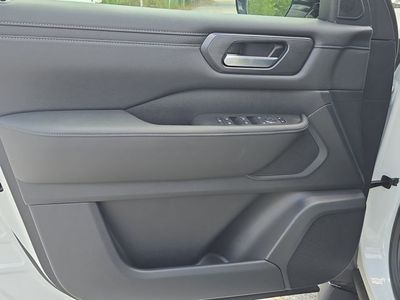 2026 Nissan Armada - Photo 18