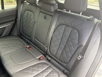 2025 BMW X5 - Photo 21